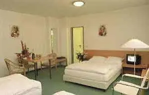 Hotel Christina Kolonia 3*,  Niemcy